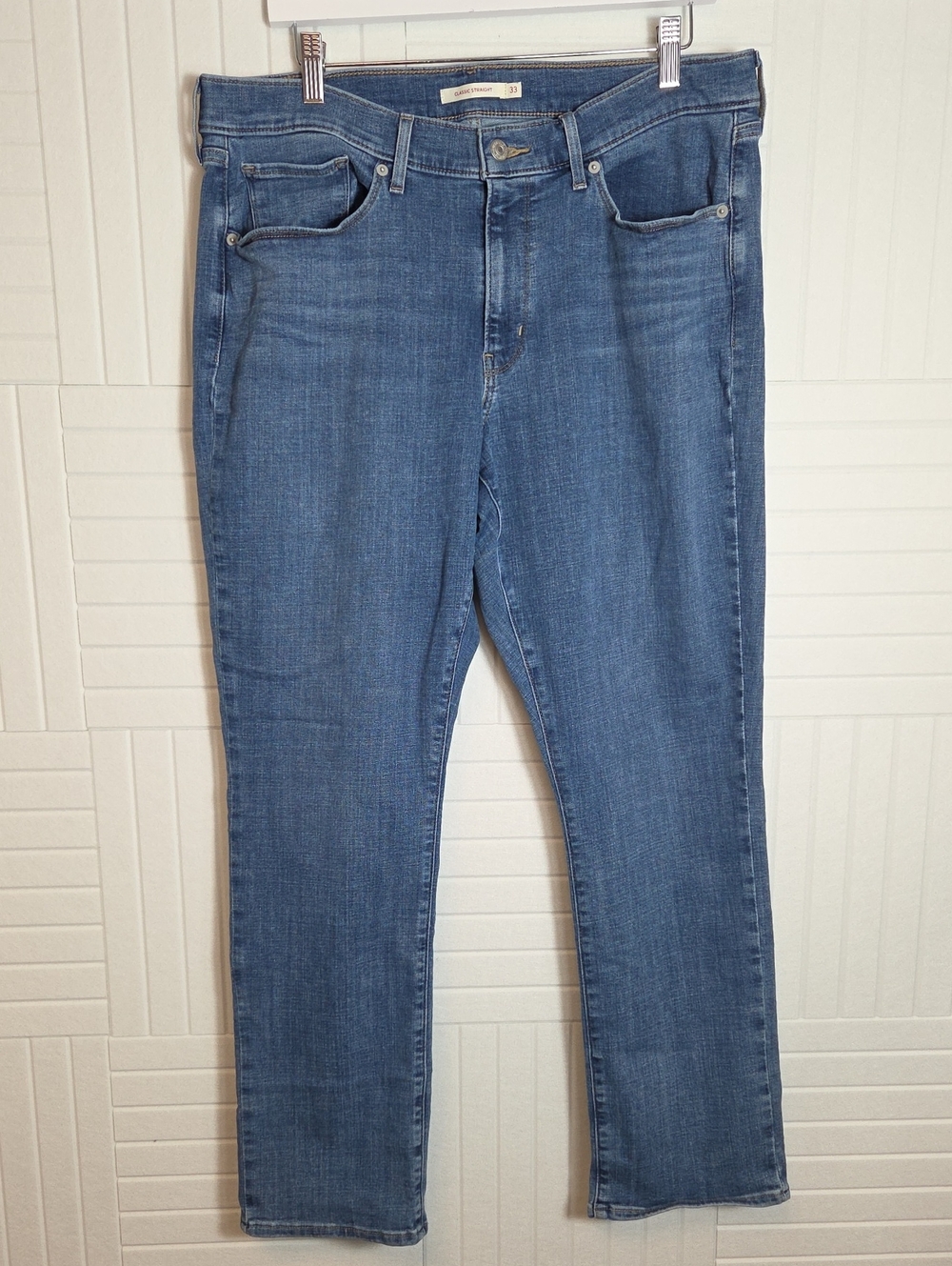 Levi's Classic Straight Leg Jeans Size 33